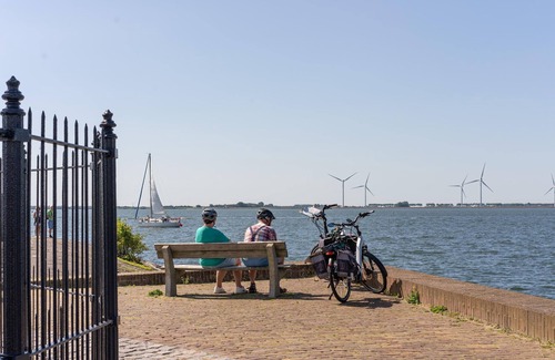 Municipality of Hellevoetsluis Apartment | Suite in Hellevoetsluis by the Beach