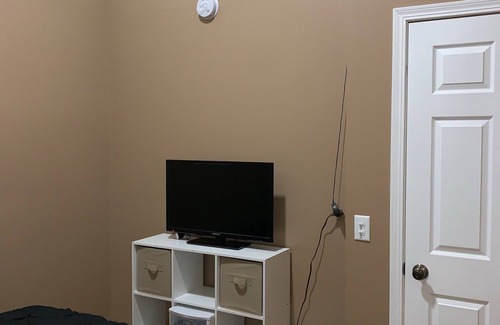 Spring Green Apartment | Suite in the heart of the center of spring green
