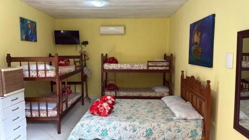 Biscaia House | Suite - mata atlântica e praia