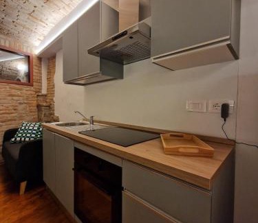 Old Town Apartment | Suite n17 - The ancient cave