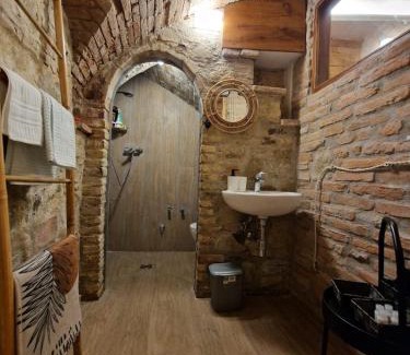 Old Town Apartment | Suite n17 - The ancient cave