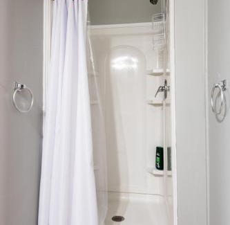 Smoketown Jackson House | Suite near downtown Louisville, KY - Suite II