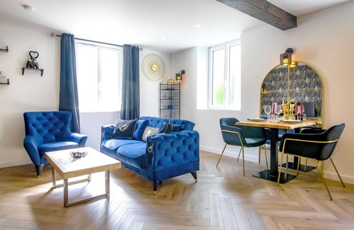 Brumath Apartment | Suite Romantique en Alsace à 20 Minutes de Strasbourg !