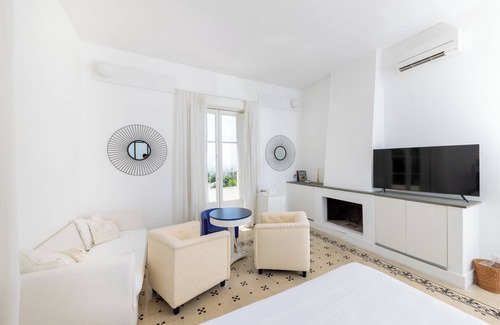 Marina Piccola House | Suite Time Capri Villa La Pergola