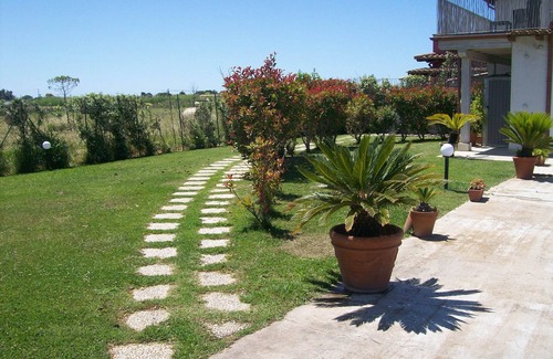 Ladispoli Apartment | SUITE WITH IMPERIAL GARDEN Holiday home