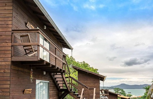 Jurere Apartment | Suite with incredible views in Jurerê