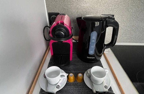 Melun House | ❤️Suite with Jacuzzi privé❤️ 20min from Fontainebleau