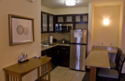 Energy Corridor Condo | Suite with Pool Access, Free Shuttle, Buffet Breakfast + 24h Business Center