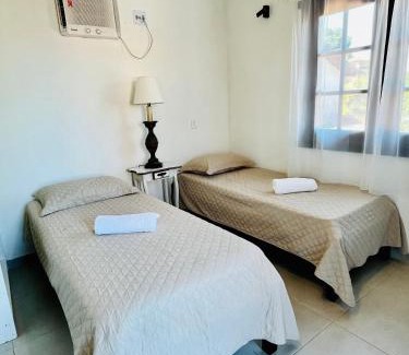 Porto Belo House | Suites em Condominio com Piscina 150 mt Manguinhos