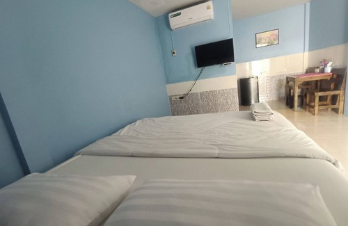 Nong Prue Hotel | Suksabai Raiwan And Pool Villa