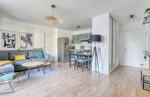 Le Bourget Apartment | Sukuba : ParisNord, Villepinte, CDG, StadedeFR