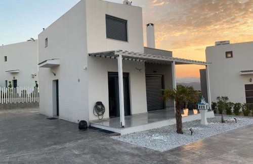 Amphipolis House | Sulashome