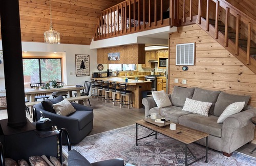 Truckee House | Summer and ski retreat with amenities! Accepting monthly-only rentals