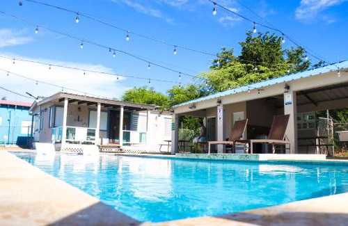 El Combate Apartment | Summer Apt Minutes From The Beach