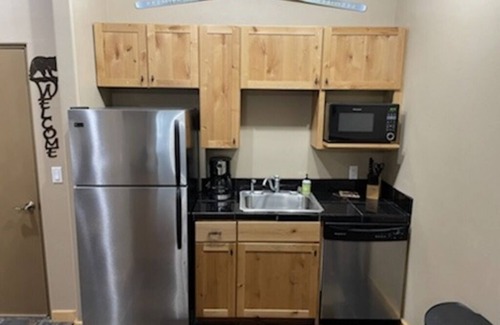 Taos Ski Valley Condo | Summer fun with cool temps at our Enchanted Condo 1.5 miles from Taos Ski Valley