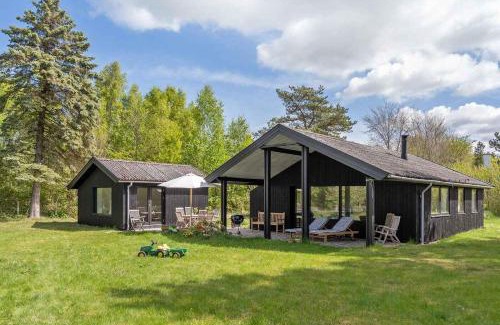 Hojby House | Summer House In An Idyllic Coastal Area