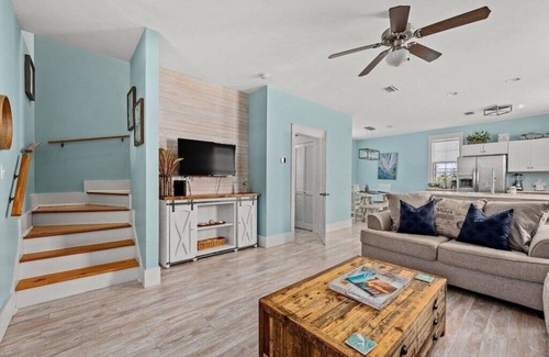 Port St. Joe Cottage | Summer Sale! Gated community w/pools and hot tub - Near beaches!