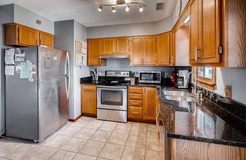Avon House | SUMMER SAVINGS - Oceanview Home in Avon with Screened Porch, Cargo Lift, Grill
