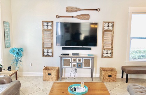 Villages of Crystal Beach House | Summer spots still open: Emerald Escape (5kings, 4doubles, 6bath)