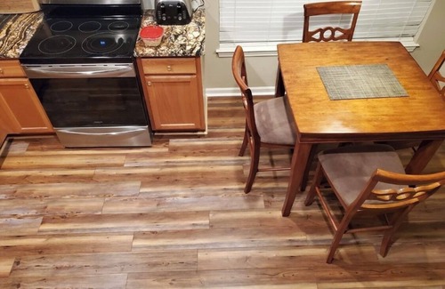 Red Hill Condo | Summer Vacation Prime Location Premier Accommodations !ποΈββοΈπ Book Now !