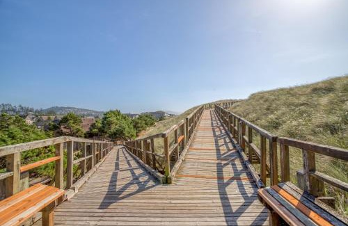 Shorepine Village House | Summerhouse Cottage