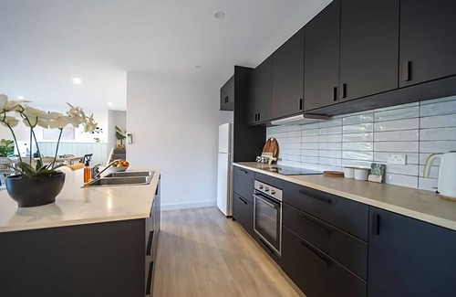 Surf Beach House | Summerhouse Pet Friendly at Surf Beach