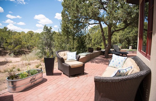 Northeast Santa Fe House | Sun and Ski! Beautiful Downtown Home on 1.5 Acres! Perfect for winter ski trips!