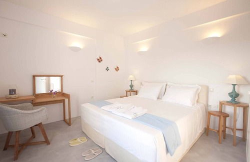 Kamari Resort | Sun Anemos Resort-superior Suite