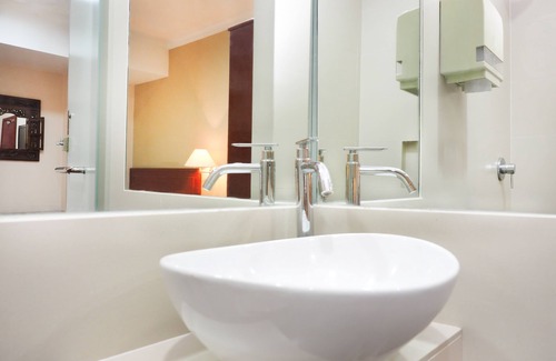 Subang Jaya Hotel | Sun Inns Hotel Subang