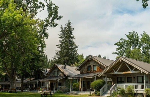 Winthrop Cottage | Sun Mountain Lodge - Lakeside One-Bedroom