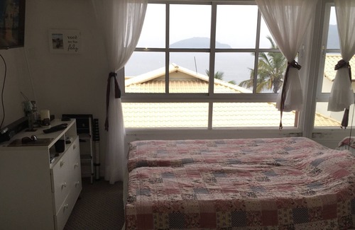 Camboinhas House | Sun, sand and security near Rio de Janeiro.