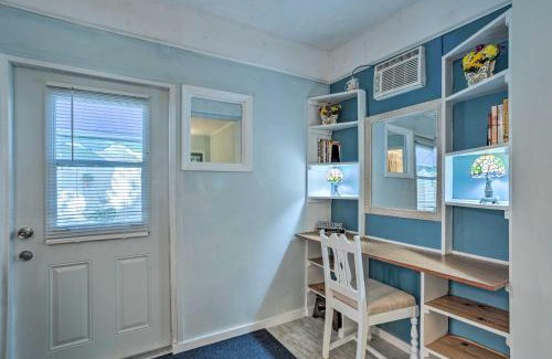 College Park Apartment | Sun-Soaked Studio with Pool Access in Lake Worth!