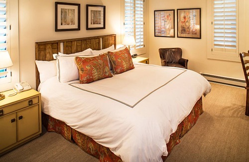 Elkhorn Hotel | Sun Valley Resort, Lodge II Two Bedroom Apartment