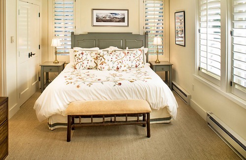Elkhorn Hotel | Sun Valley Resort, Lodge II Two Bedroom Apartment
