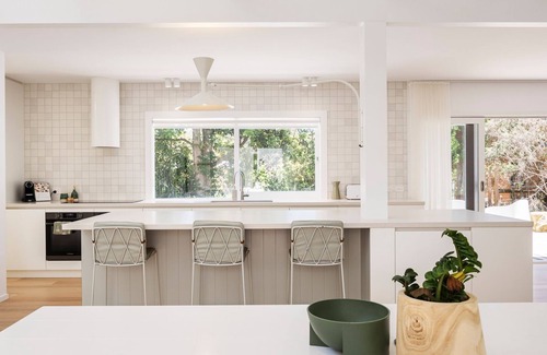 Merricks Beach House | Sunbather - Merricks Beach