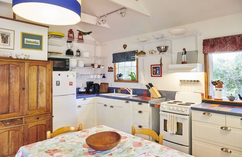 Manzanita Cottage | Sunbursts Cottage, MCA #1011, Inviting, Close-in Wooded Setting