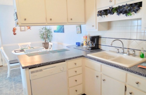 Gulf Shores Condo | SUNCHASE 101/1st floor, direct Gulf front, ALL INCLUSIVE PRICING