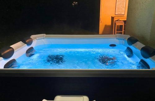 Highlands House | Sundance' Acres Peaceful and Private New House with Hot Tub and Fire Pit