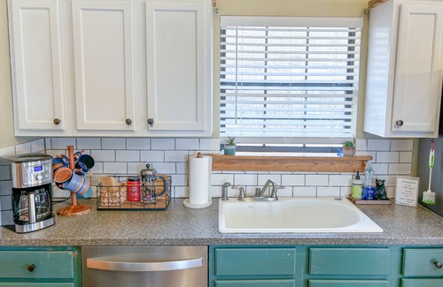 Mountainburg Cabin | Sundance Cabin - Private Ozark Mountain Retreat - hot tub & valley views!