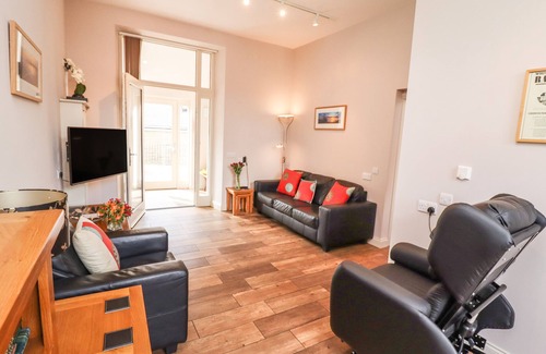 Grosmont Cottage | SUNDAY COTTAGE, family friendly, with a garden in Grosmont