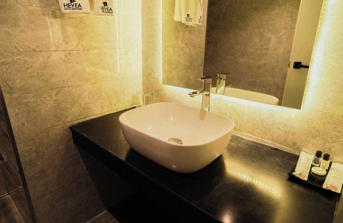 Angeles City Resort | Sunday Hevea Hotel and Resort