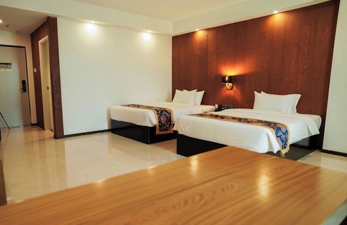 Angeles City Resort | Sunday Hevea Hotel and Resort