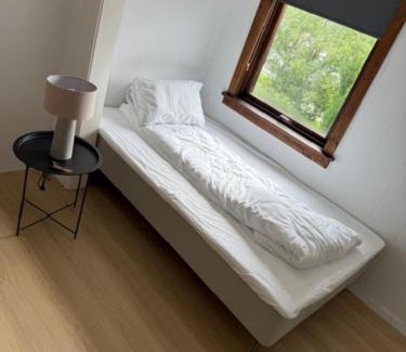 Solavagen Hotel | Sunde Fjord view, easy and cheap!