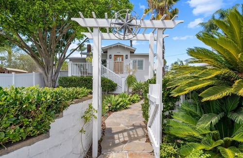 La Mesa Cottage | SunDial/Work,Play&Lounge/2BRPetFriendly