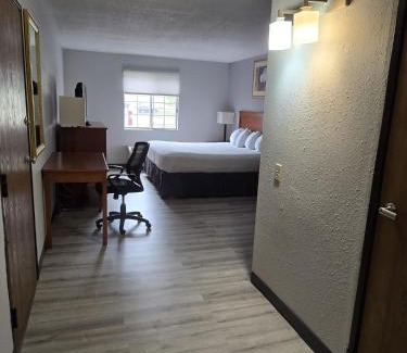 Fairfield Hotel | Sunflower Hotel