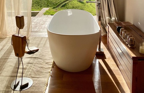 Goncalves Cabin | sunflower hut