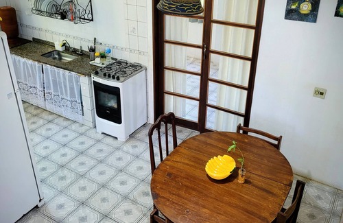 Praia Grande House | Sunhouse Ilhabela: Sobrado Divertido, Cheio de Artes, Próximo à Praia e Trilhas