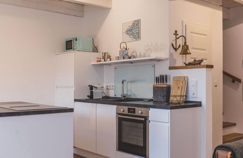 Loquard Apartment | "Sünja" a small oasis in the listed Gulfof in Rysum - Van Senden