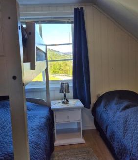 Nesset House | Sunndalsfjord Cottages Fredsvik Meisalstranda 455,506 og 508
