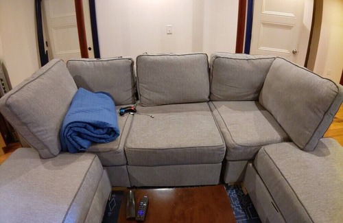 Dudley - Brunswick King Apartment | sunny and spacious in quiet area